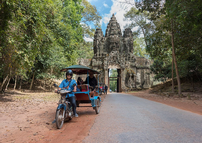 angkor-dara's-car-and-tuk-tuk-tour