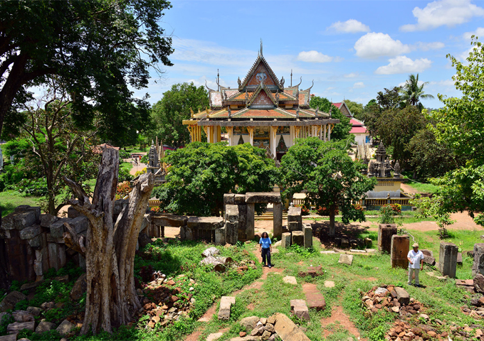 wat-ek-phnom-battambang