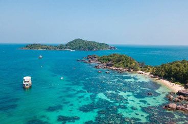 12 Days Vietnam Sightseeing Tour with Four Islands Cruise