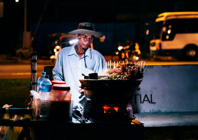 cambodian-local-trader