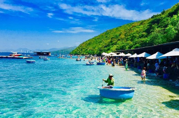 16 Days Vietnam Beach Tour with Siem Reap Exploration