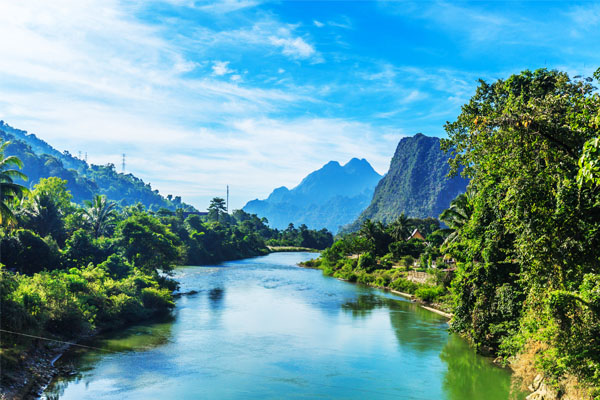 How to enjoy in Vang Vieng Laos – paradise nature